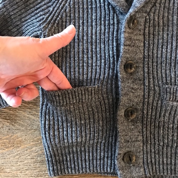 BabyGap Cotton Grandpa Cardigan - Picture 3 of 5